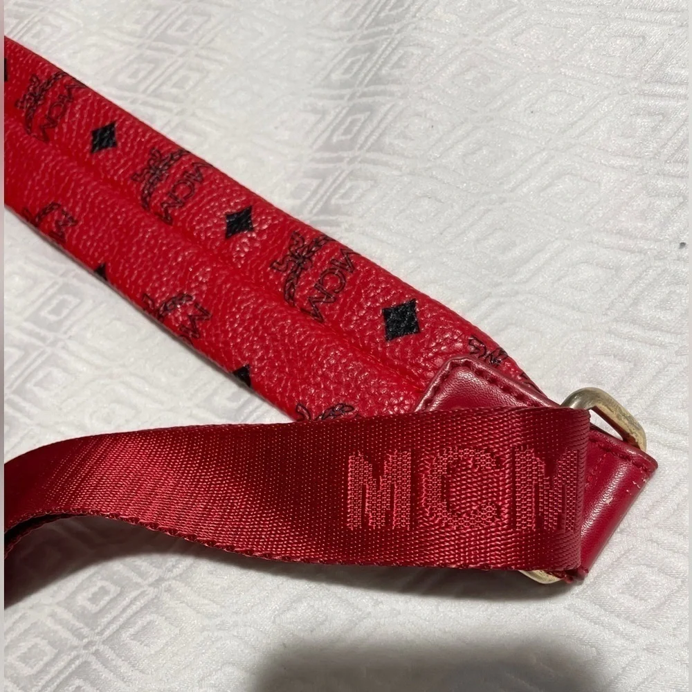 MCM visetos studded